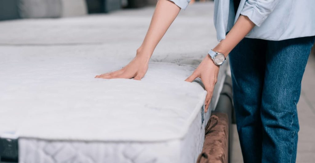 how to select the thickness of mattress